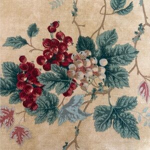 Vintage Waverly Pleasant Valley Fabric 🌿 1990s Floral Grape | 3.9 Yards | USA